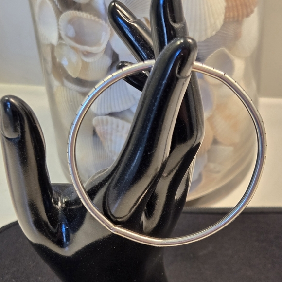 Genuine Sterling Silver Bangle Bracelet - Picture 3 of 9